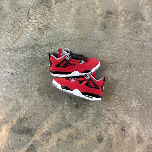 AIR JORDAN 4 “TORO BRAVO”