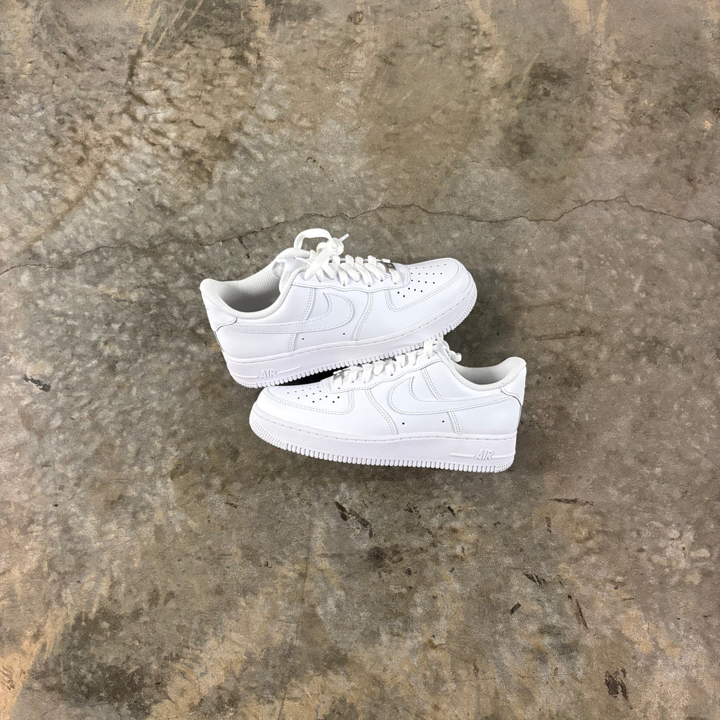 NIKE AIRFORCE 1
