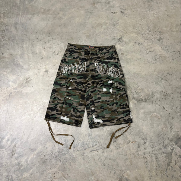 B. DESIRES “CAMO CARGO” JORTS