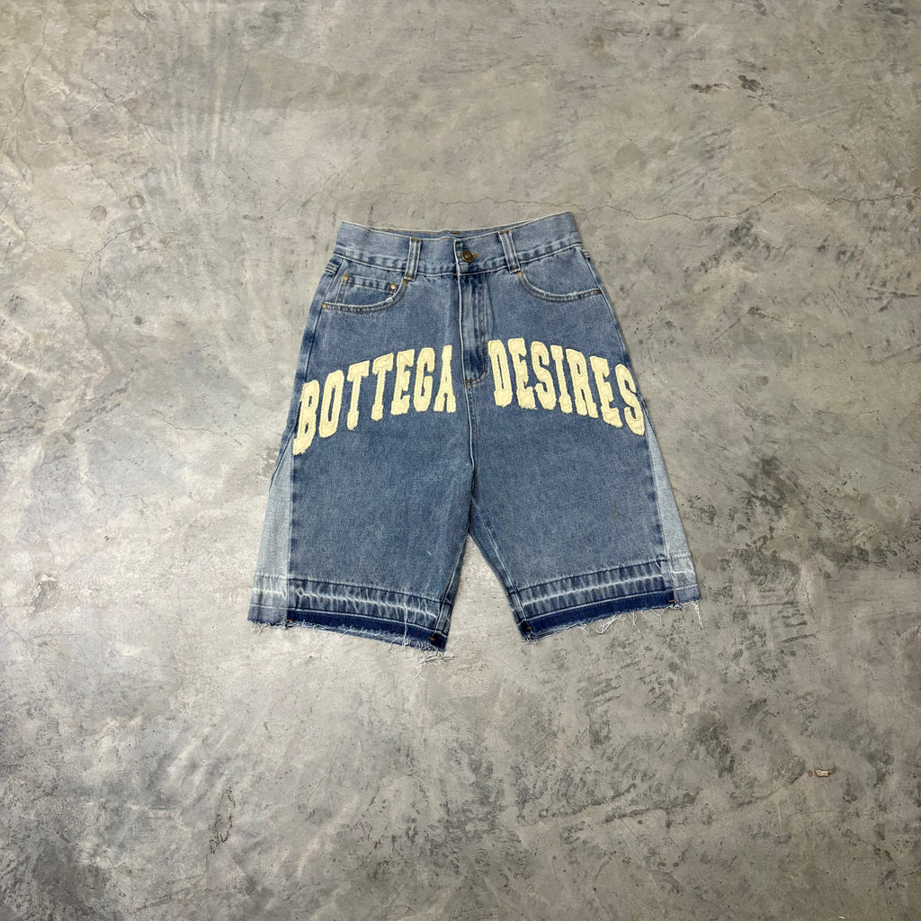 B. DESIRES “BLUE JEAN” JORTS